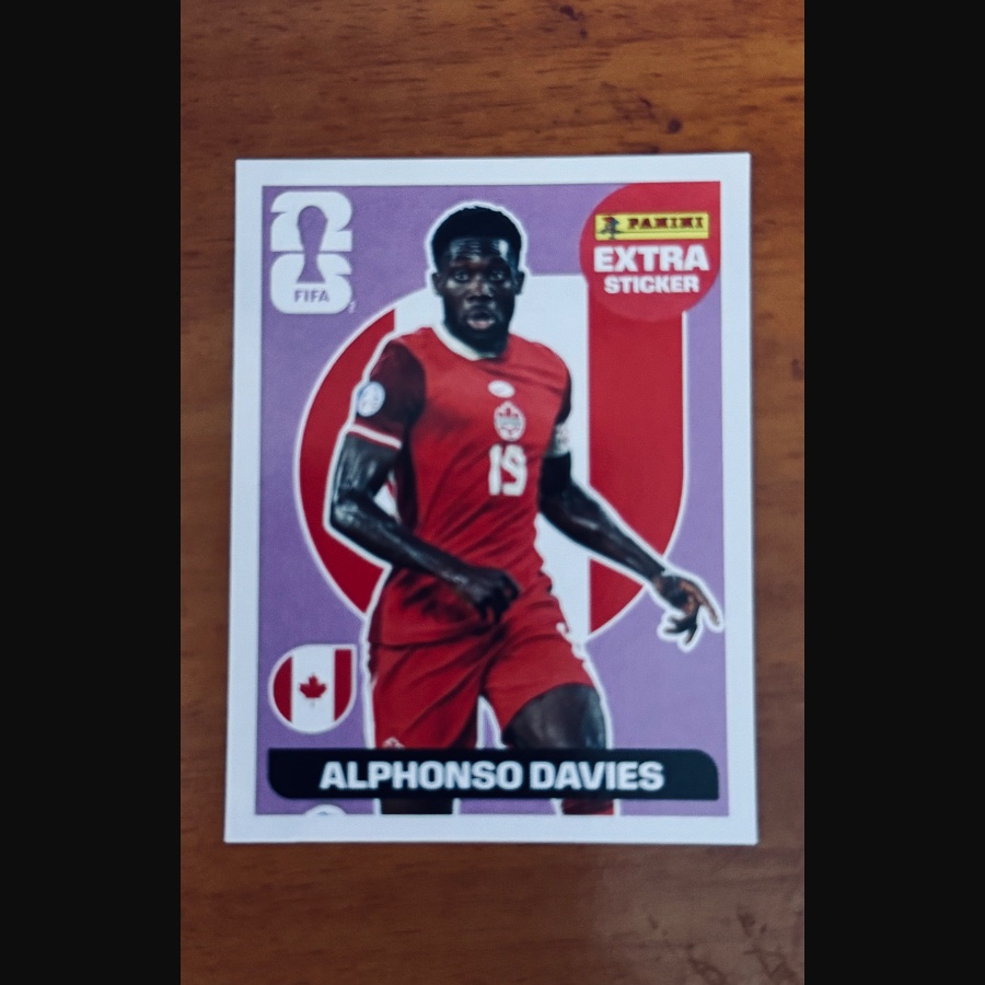 Foto do anúncio EXTRA STICKER ALPHONSO DAVIES