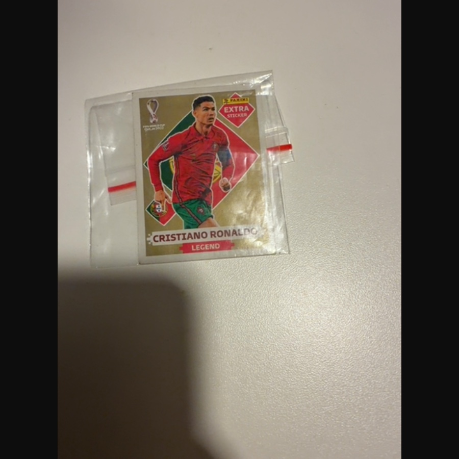 Foto do anúncio CRISTIANO RONALDO OURO